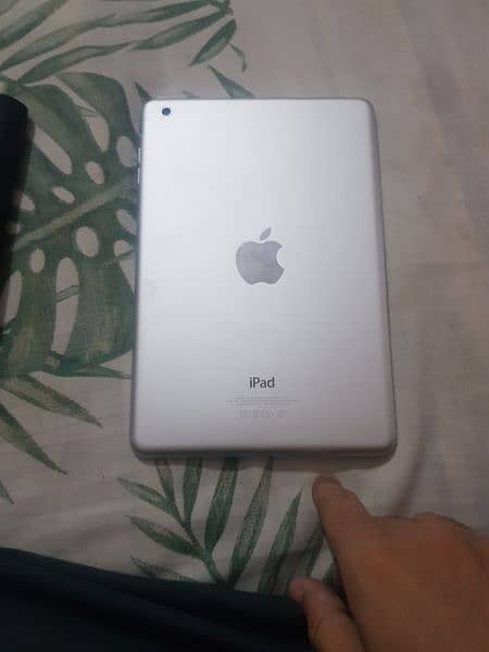 ipad for sell used like new 1
