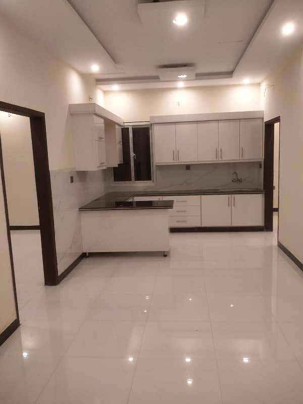 200 Square Yards Second Floor With Roof Portion For Sale Block 3a Jauhar 2