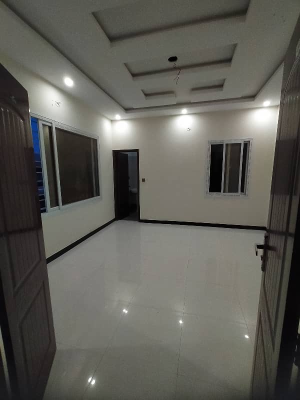 200 Square Yards Second Floor With Roof Portion For Sale Block 3a Jauhar 4