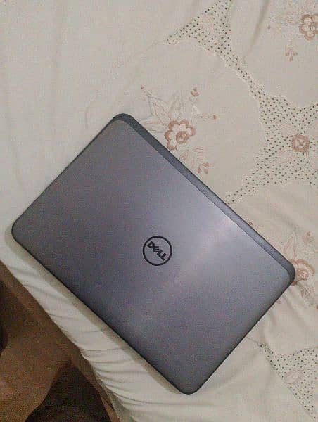 Touch Screen i3 dell laptop 1