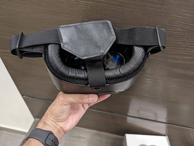 Virtual Reality Glasses 2