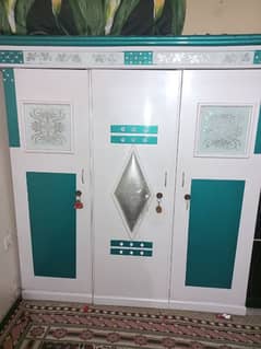 Almari or Wardrobe 3 door for sale demand 20000