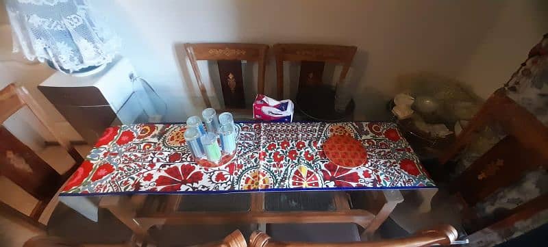 Dinner  table 4