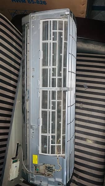 Gree 12CZ9 1.0 ton Split Air Conditioner with Box No open repair 5