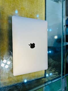 Macbook air 2020 best for office use gaming