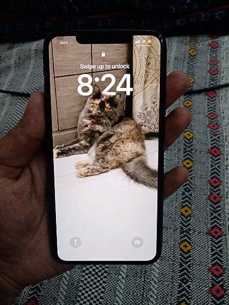 iPhone 11 pro max 64 gb Dual PTA aprooved 0