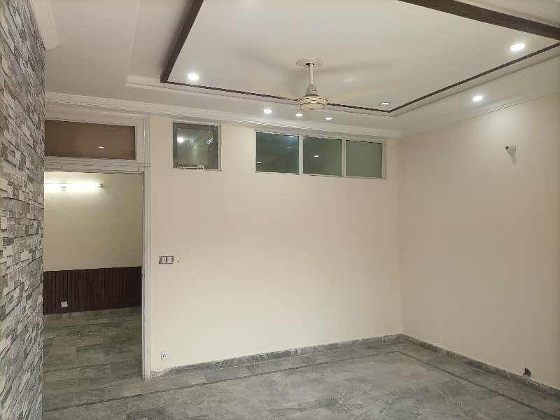 4 Marla 1st floor office available for rent 1
