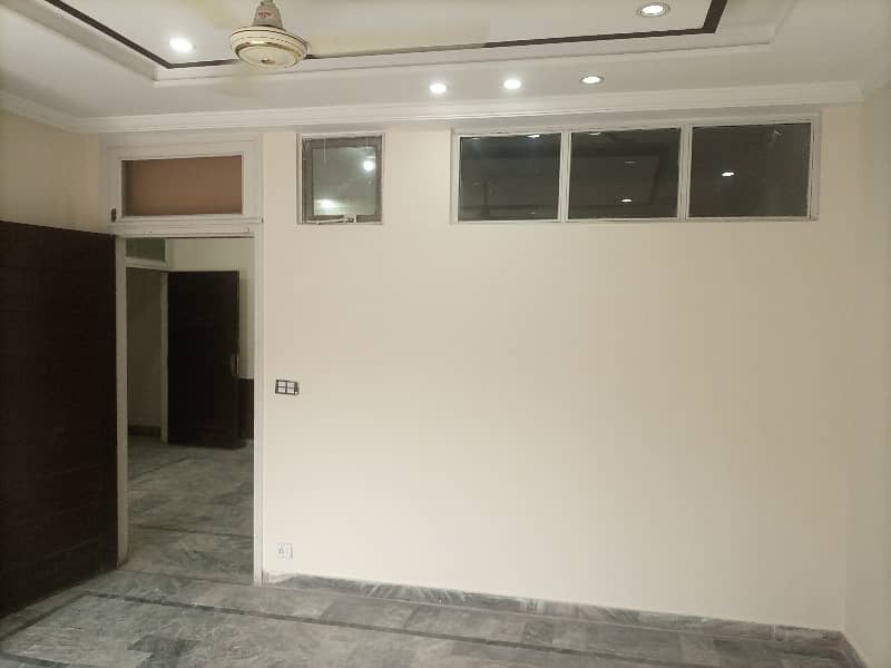 4 Marla 1st floor office available for rent 9