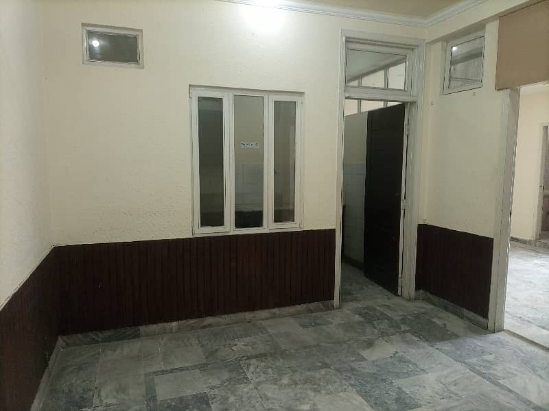 4 Marla 1st floor office available for rent 17