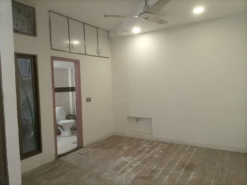 4 Marla 1st Floor available for rent 16