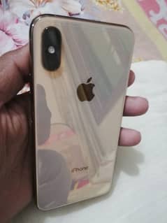 i phone xs like new condition 0