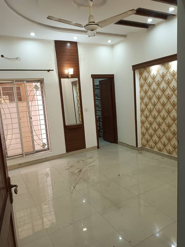 Near To Park 5 Marla House For Rent M7C Lake City Lahore 8