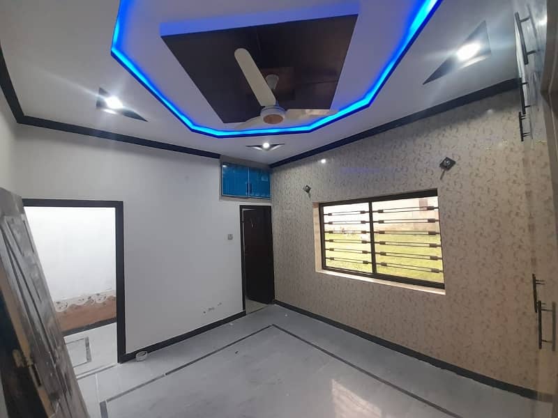 Corner 5 Marla House Available For Sale In Gulshan e iqbal 25