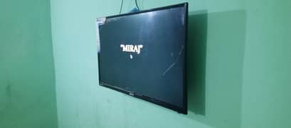 Original orient Led 32 inch with android box