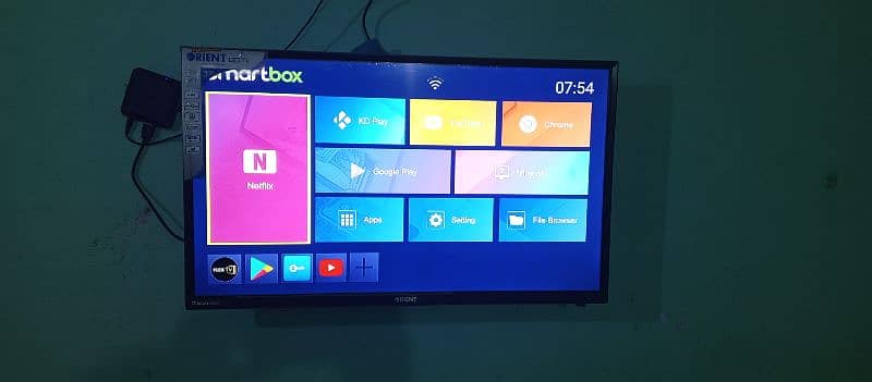 Original orient Led 32 inch with android box 4