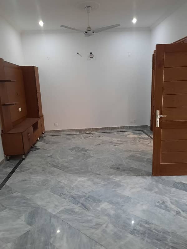 Hot Location 7 Marla House For Rent Near to Park M7A Lake City Lahore 10