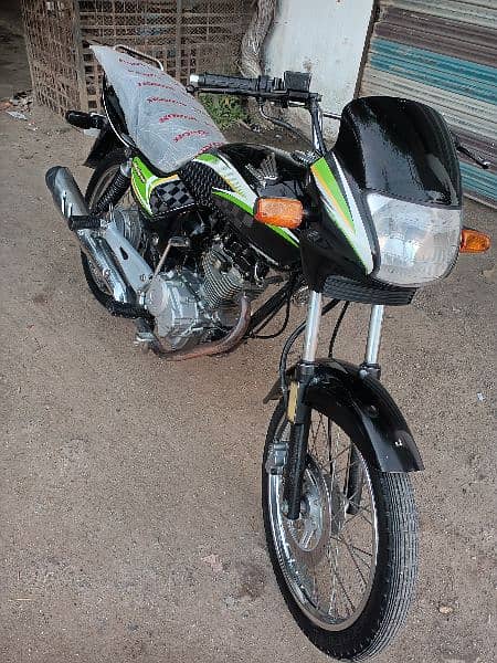 Honda Deluxe 125 cc 5