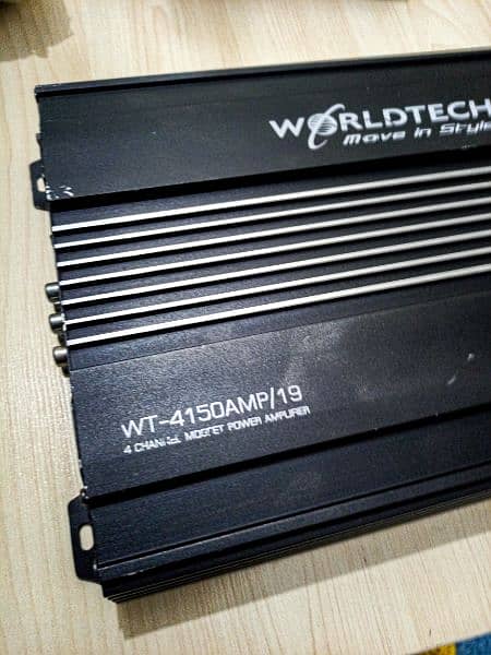 WorldTech WT-4150 4 channel mofset amplifier 3