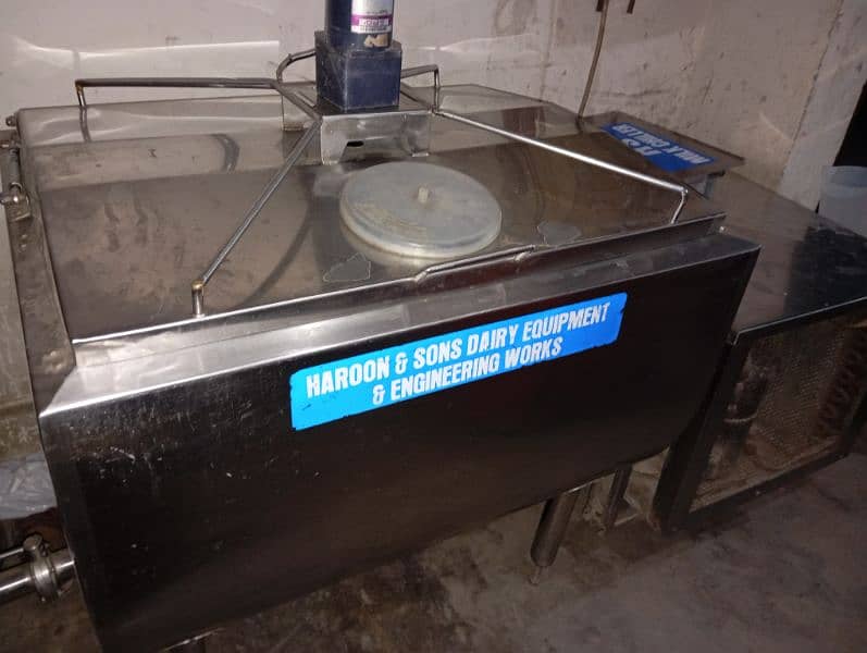 06 month use chiller like new show room condition 0