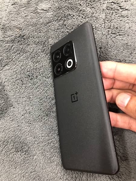 Oneplus 10pro 10/10 condition 2