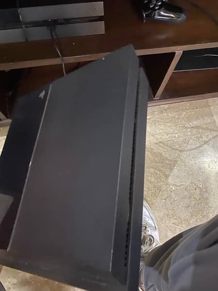 Ps4 fat 500gb alont with controller 2