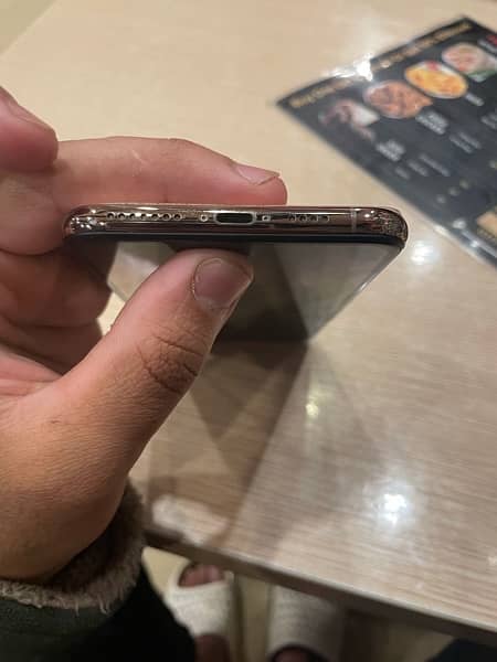 iphone xs max pta approved 2
