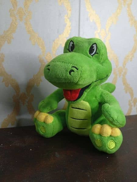 stuff toys available in unused condition 18