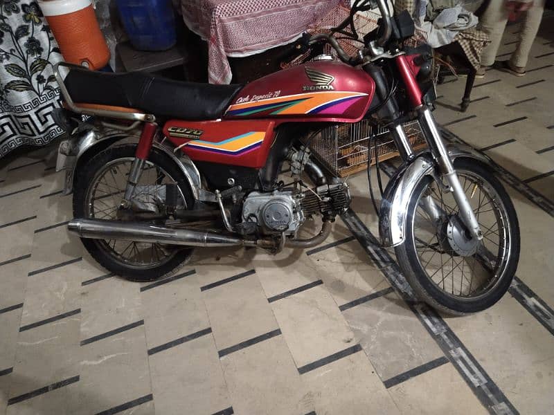 Honda 70cc only contact urgent sell 0