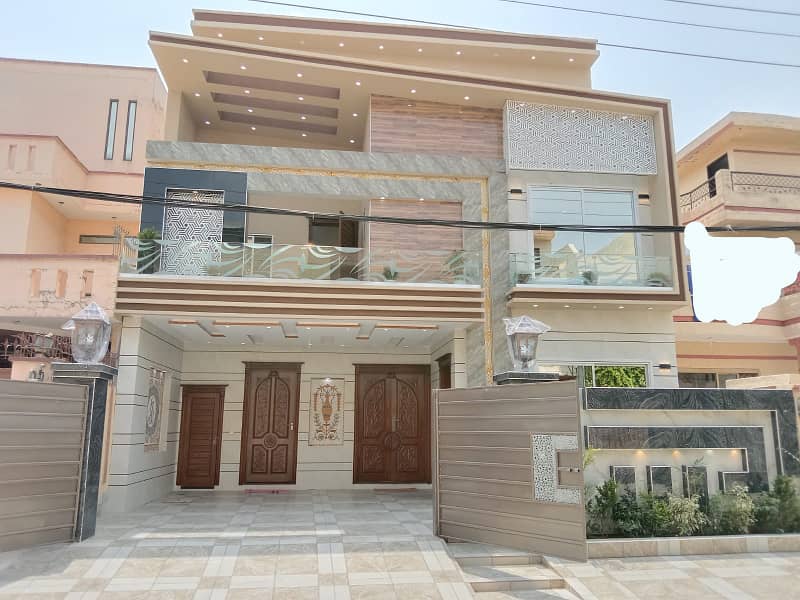 BRAND NEW 12 HOUSE FOR SALE IN JOHAR TOWN 0
