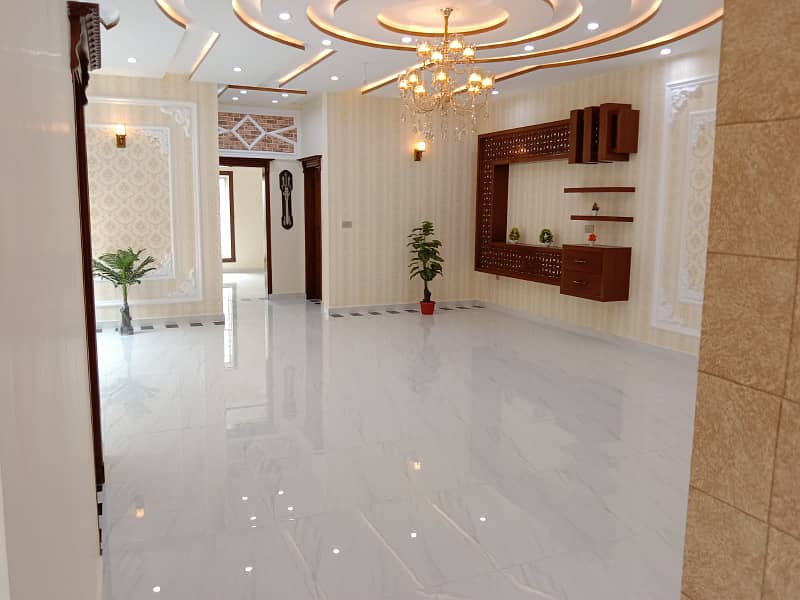 BRAND NEW 12 HOUSE FOR SALE IN JOHAR TOWN 12