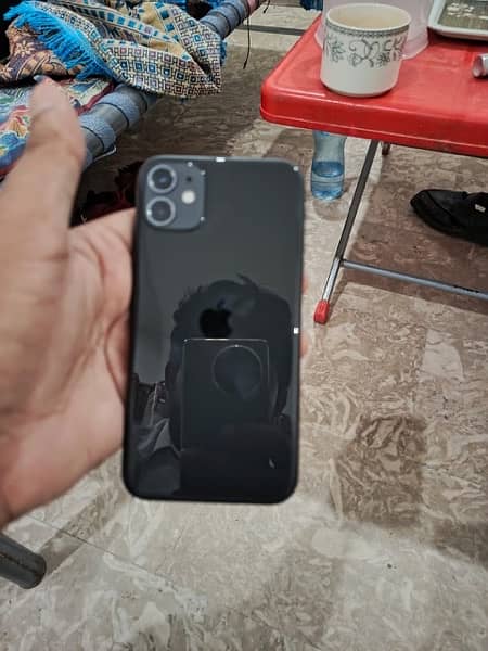 iphone 11 condition 10 by10 64gb 78 health 4 month sim time 0