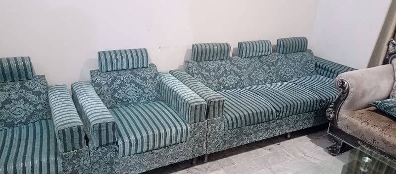 7 seater 2 sofa sets for sale 0