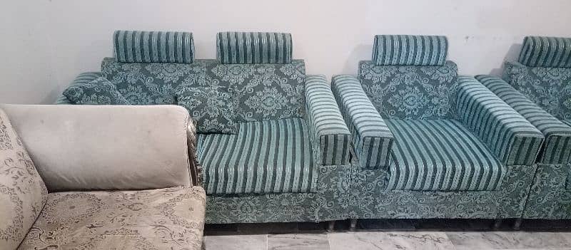 7 seater 2 sofa sets for sale 1