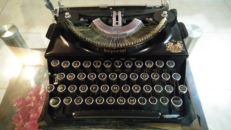 antique imperial company typewriter for typing hobbies 8