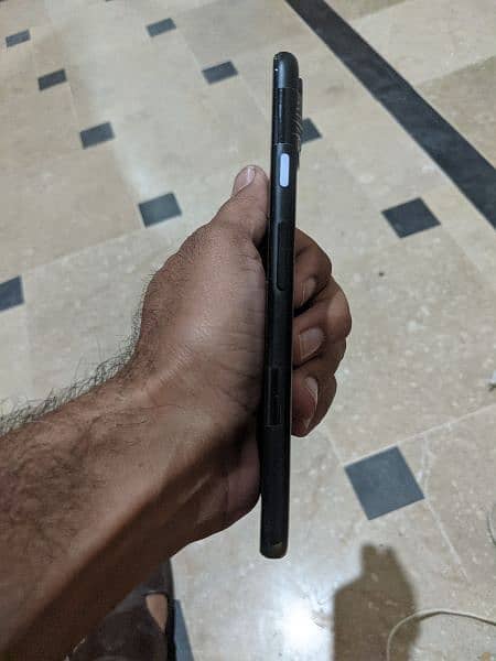 Pixel 4a 5G (board panel not available) 1