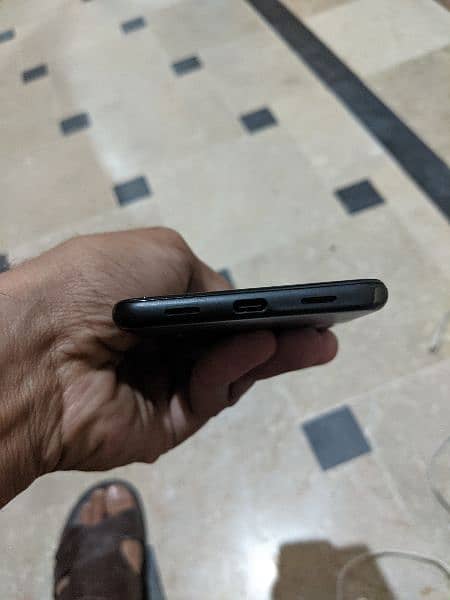 Pixel 4a 5G (board panel not available) 3
