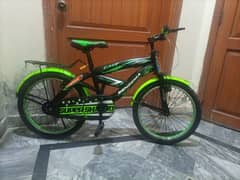 20 INCH CYCLE FOR SALE GREEN AND BLACK COLOUR BENZEMA FRAME FOR SALE