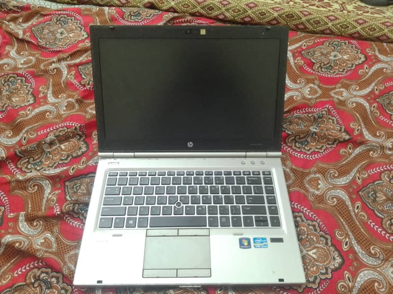 HP EliteBook 8470P 0