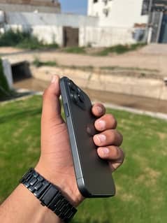 Iphone 15 Pro Black Titanium 1TB