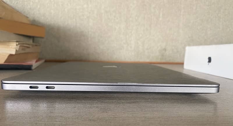 Macbook Pro M1 (8/256Gb) (Touchbar) 5
