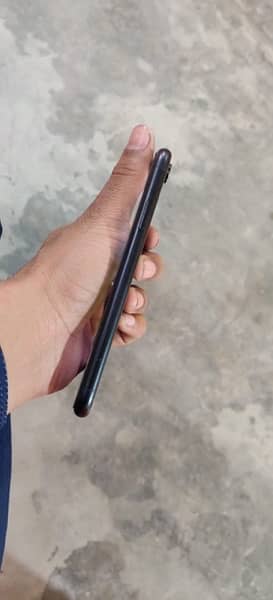 iPhone XR Face ID off battery change WhatsApp no 03206077874 3