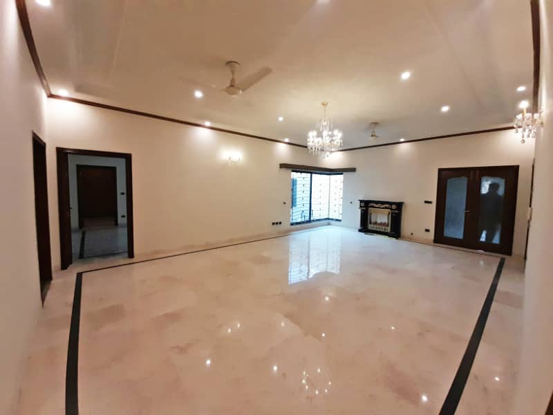 Cantt Properties Offer 2 Kanal With Basement House For Rent In DHA Phase 5 12