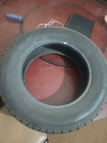 4× Yokohama Tyres 195/65 R15 3