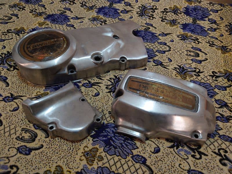 GTO 125 ENGINE COVERS 0