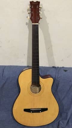 aquistic guitar like new ready to play