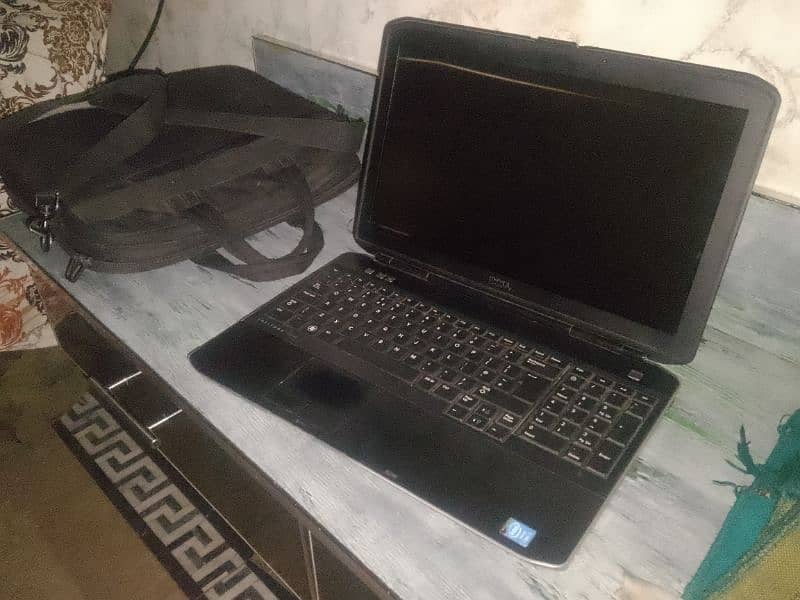 Dell laptop for seal 1