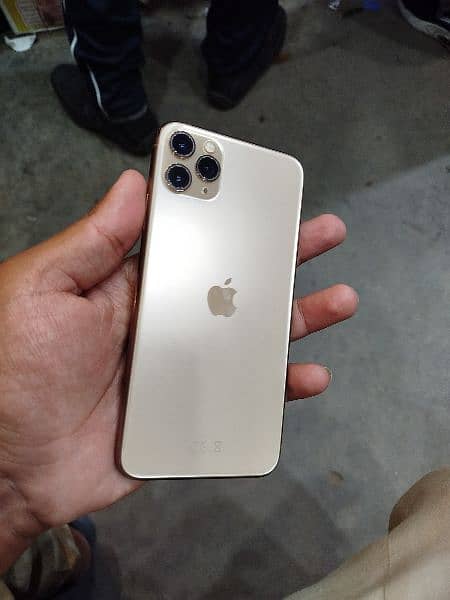 IPhone 11Pro MAX 64GB PTA Approved 1
