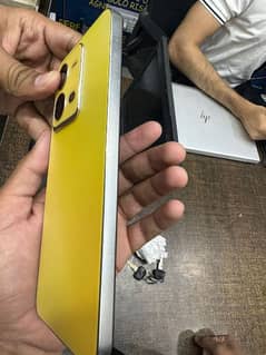 vivo v25 with box and charger golden color 10/9 candecion