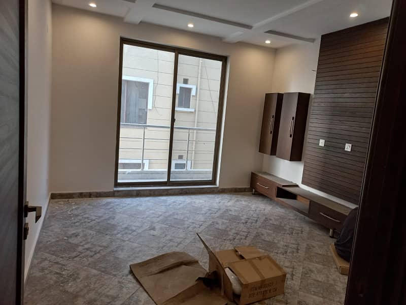 3 Bed Fully Luxury Apartment For Sale In Dha Phase 8 Lahore 2