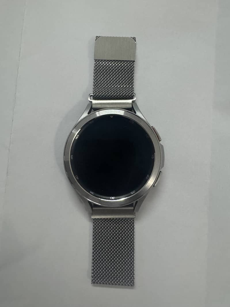 Samsung Galaxy Watch4 Classic 46mm Silver 1